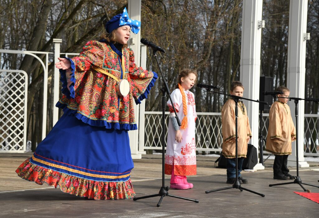 Волшебный мир театра ожил в усадьбе Кривякино img 20260329 140821 262