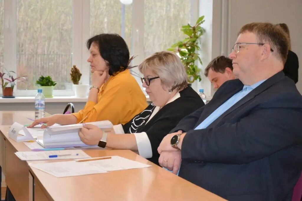 В Воскресенске выбрали лучших юных химиков — но не всё так очевидно img 20260421 103145 061