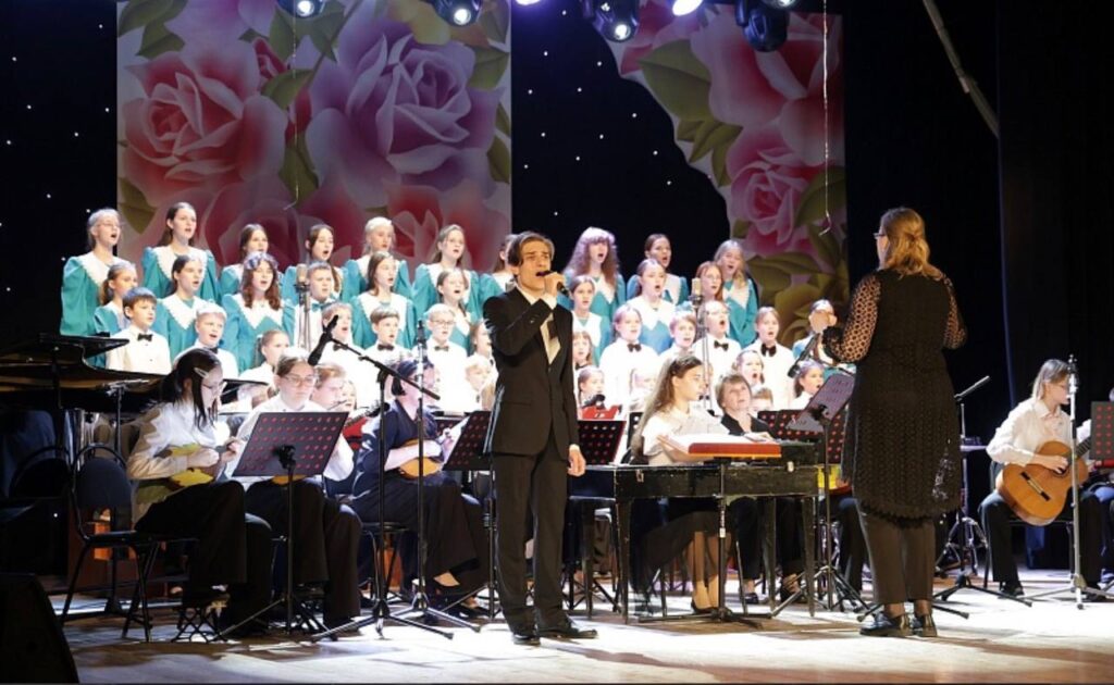 45 лет музыки: ДШИ №4 Воскресенска отметила юбилей img 20260423 130659 833