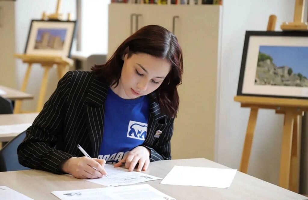 В Воскресенске «Диктант Победы» напомнил, зачем важно знать войну img 20260424 215914 425